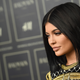 Image for article titled H&M Balmaniacs Throwing Bows to Dress Up Like Kylie Jenner In the Club